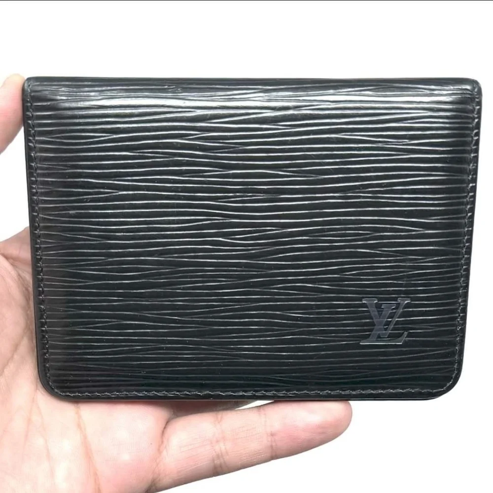▪️⚫️ LV EPI COMMUTER PASS WALLET ⚫️▪️